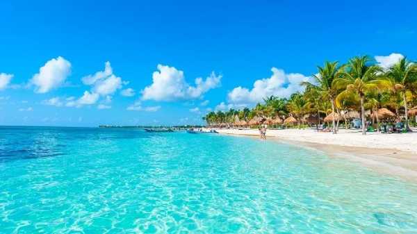 Cancún tiene la vista puesta en ganar 2 premios en los World Travel Awards en 2022Playa Tortugas Cancun