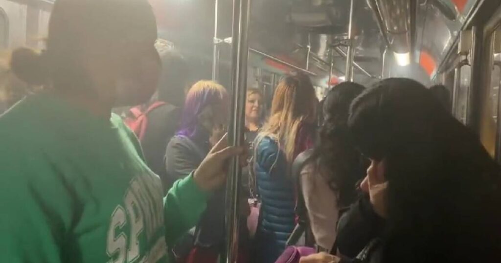 'Casi se voltea', narran usuarios que viajaban en Línea B del Metro;  transporte niega descarrilamiento – El Financiero