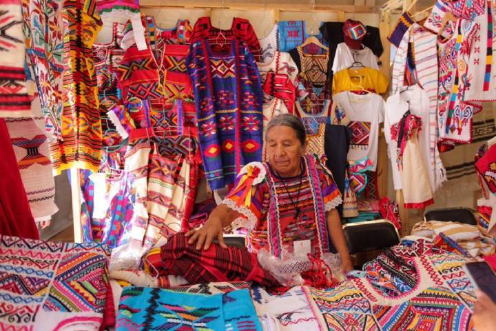 Celebrando la Riqueza Textil: Quintana Roo Destaca en el Encuentro de Arte Mexicano 2023
