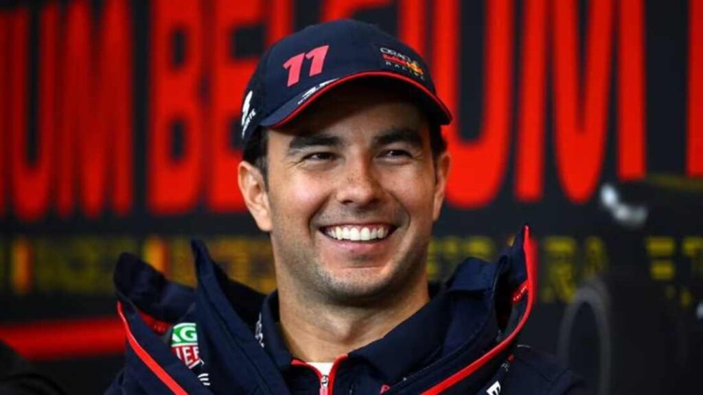 Checo Pérez Revela los Secretos Detrás de su Diferencia de Rendimiento con Verstappen