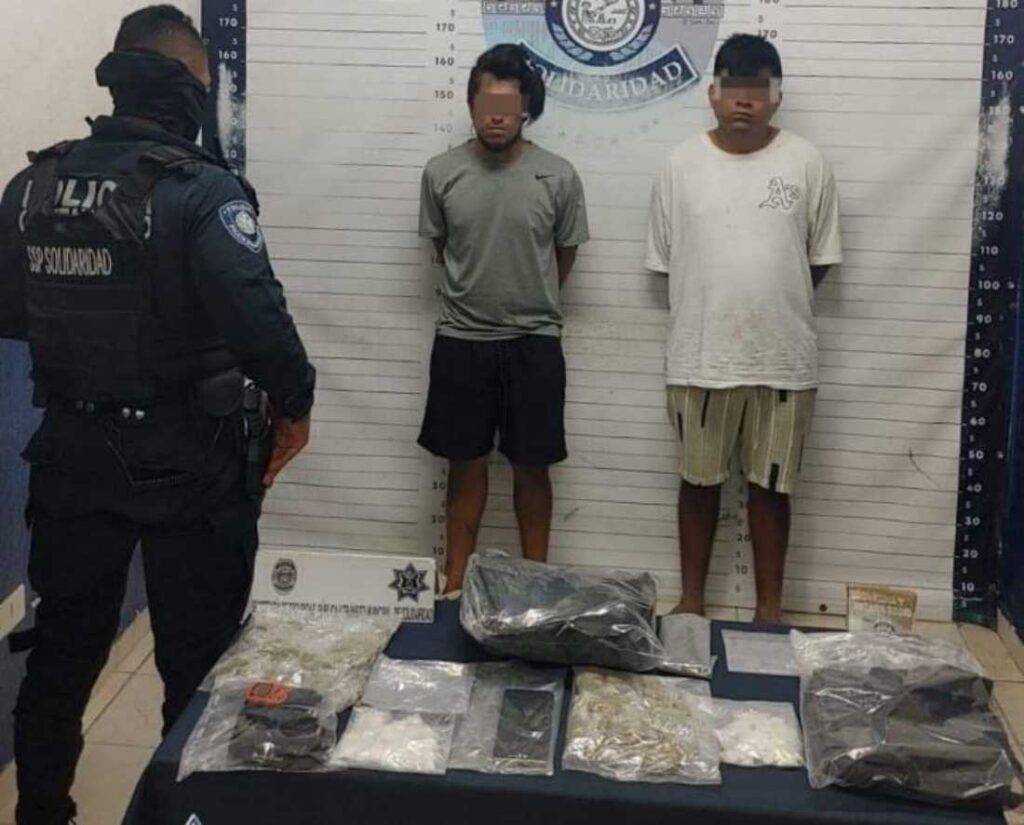 Cinco Narcotraficantes Arrestados y Diversas Drogas Decomisadas en Playa del Carmen