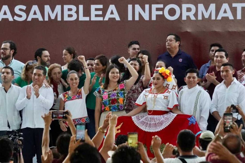 Claudia Sheinbaum destaca en encuesta de Morena mientras reúne a miles de personas en Quintana Roo