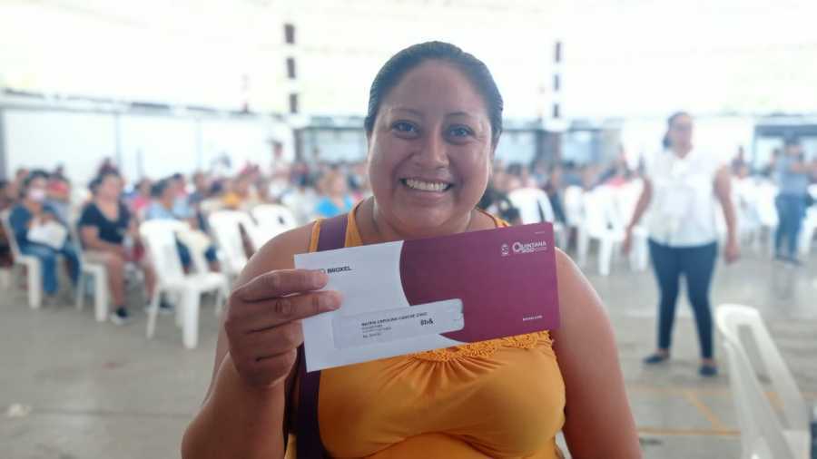 Comienza en Quintana Roo la distribución gratuita del programa "Mujer es Vida" en beneficio de las familias más necesitadas