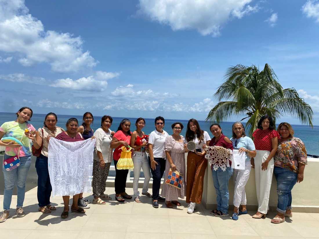 Cozumel se une a la celebración del Día Mundial de Tejer: Una ocasión para impulsar la creatividad y fortalecer la comunidad