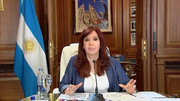 Cristina Fernández de Kirchner recibió una pena de seis años de cárcel por estafa