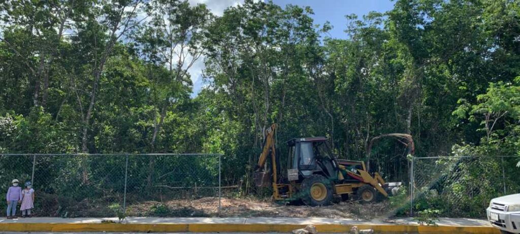 Descontento de residentes por desmantelamiento de terreno en Playa del Carmen