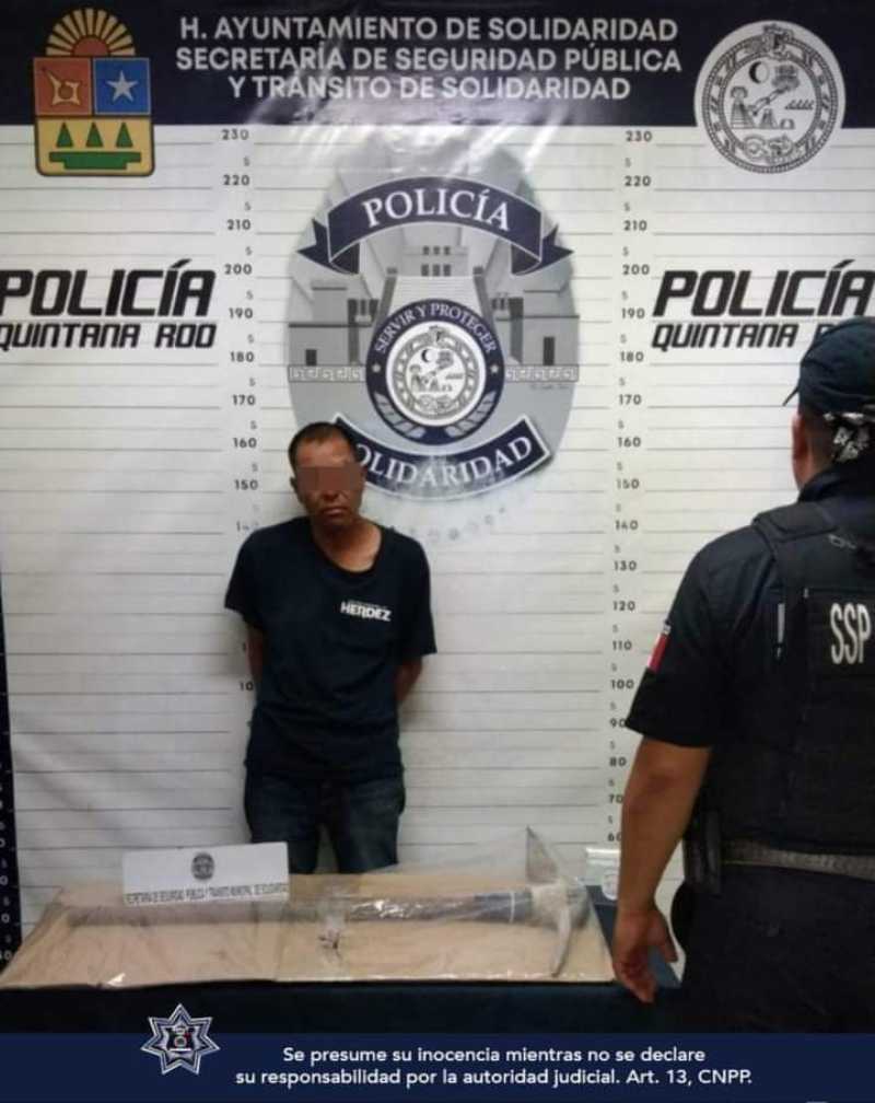 Detienen a hombre por allanamiento de morada y daños a la propiedad en Playa del Carmen