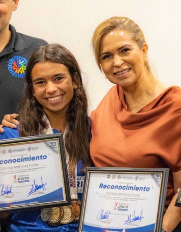 Empoderamiento a traves del Deporte Mujeres Ejemplares de Playa del Carmen Comparten Sus Trayectorias con Estudiantes 1