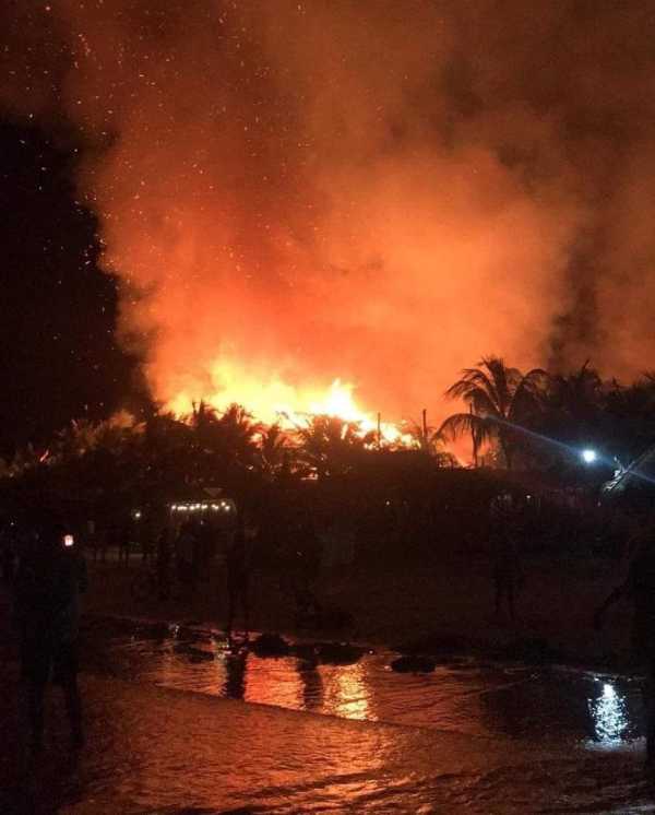 En Holbox se incendiaron dos hoteles 3