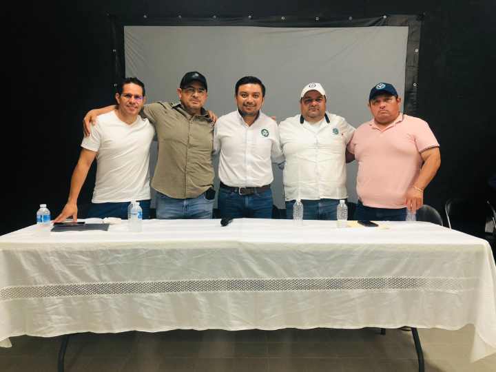 Encuentro Estratégico de Luis Herrera con Stakeholders de Vans Foráneas para Elevar la Seguridad de los Viajeros