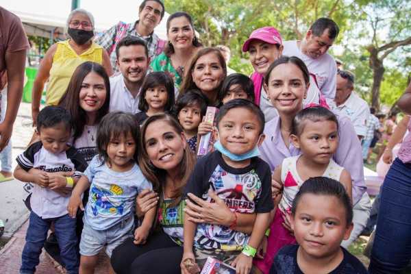 Entre rosca y costumbres Mara Lezama pasa el Dia de Reyes con las familias cancunenses 1