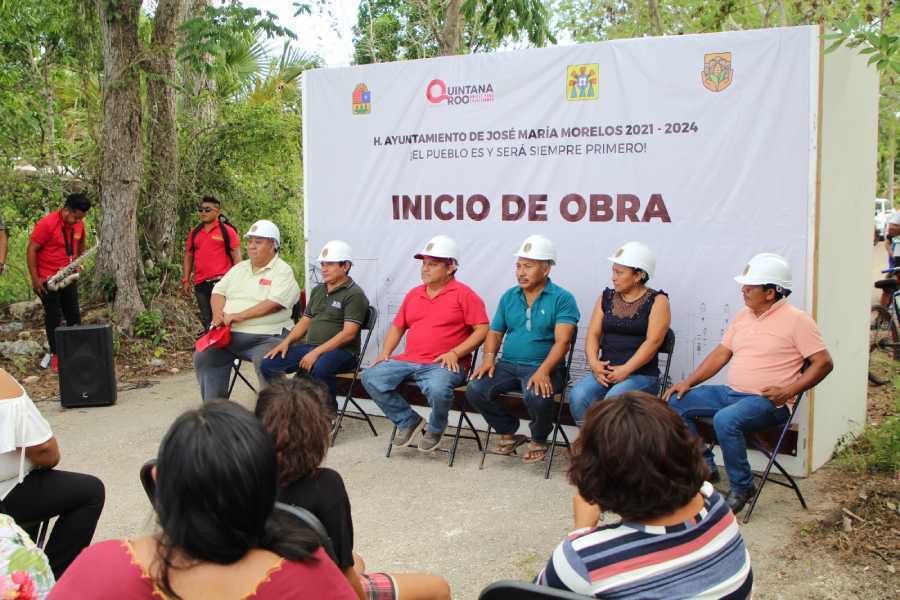 Erik Borges Yam lidera la construccion de calles en La Presumida 2