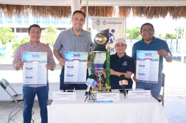 Evento deportivo conmemorativo del 120 aniversario del establecimiento de Playa del Carmen