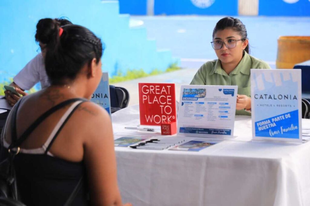 Feria del empleo en Solidaridad busca impulsar el trabajo formal