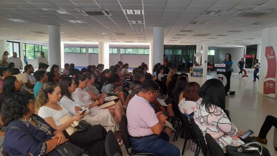 Fortaleciendo a las emprendedoras de Quintana Roo Capacitacion en exportacion de productos 2