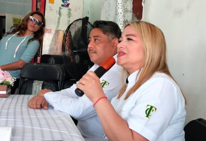 Funcionaria de Gobierno Abandona su Cargo para Postularse a la Cabeza del Sindicato de Taxistas de Cancún