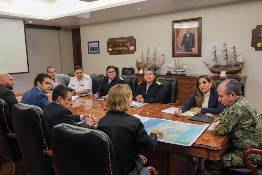 Gobernadora y Secretaria de Marina unen esfuerzos para impulsar desarrollo economico en el sur del estado a traves de puertos 2