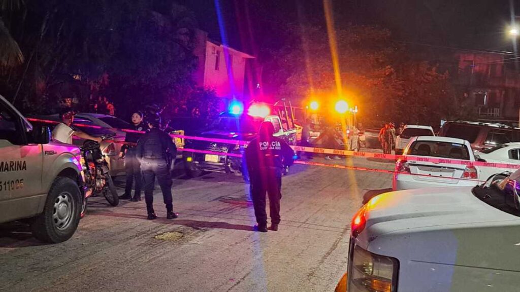 Hombre pierde la vida en un trágico suceso frente a su residencia en Cozumel