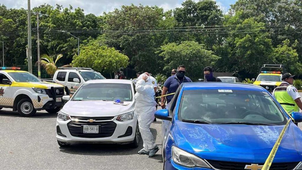 Hombre resulta herido de bala frente al colegio Dan Vinci de Cancún durante el horario de salida