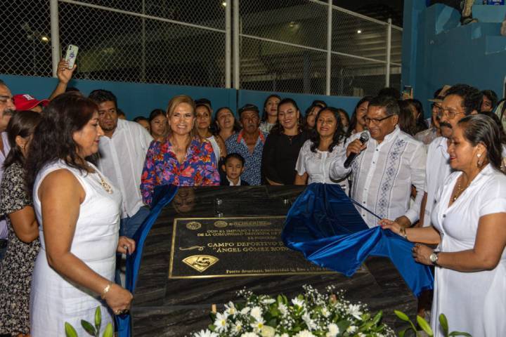 Honrando el Legado de Ángel Gómez Rodríguez en el Estadio de Béisbol