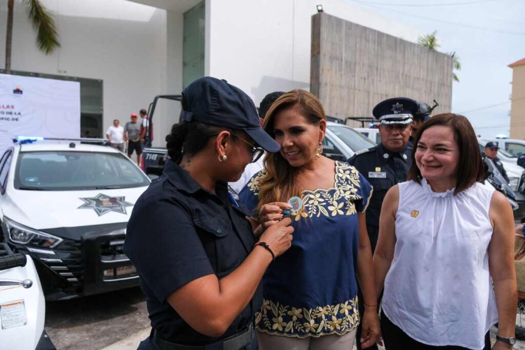 Impulso a la Seguridad Ciudadana Mara Lezama Fortalece Municipios con Nuevas Unidades en Cozumel 1