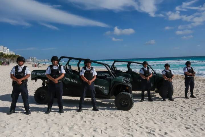 Impulso de Seguridad en las Costas de Cancún con Nuevos Vehículos Todo Terreno