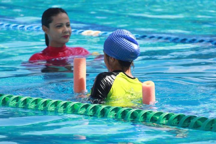 Iniciativa Educativa Estudiantes de Solidaridad Aprenden a Nadar 1