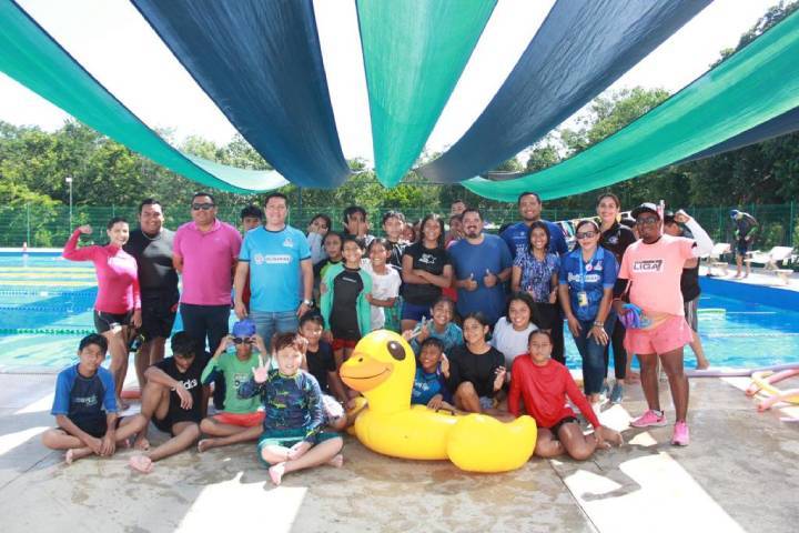 Iniciativa Educativa Estudiantes de Solidaridad Aprenden a Nadar 2