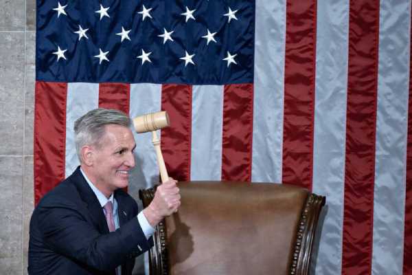 Kevin McCarthy elegido como presidente de la Cámara de Representantes