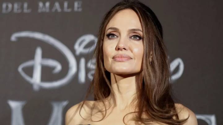 La Perspectiva Critica de Angelina Jolie hacia la Superficialidad de Hollywood 1