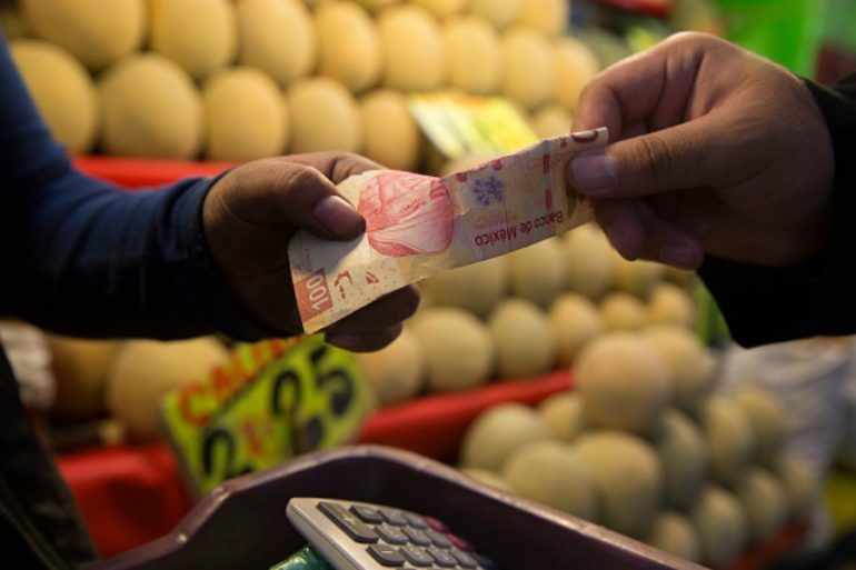 La inflación ha vuelto al 8,7% y AMLO confirma que ha iniciado su descenso