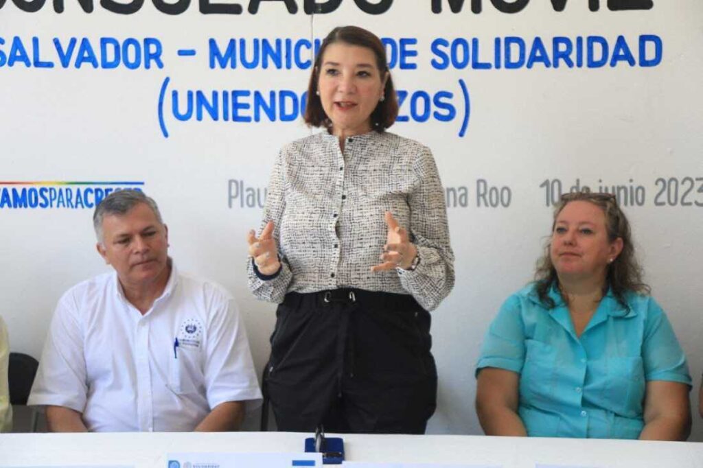 Lili Campos impulsa un gobierno humanitario en apoyo a los inmigrantes