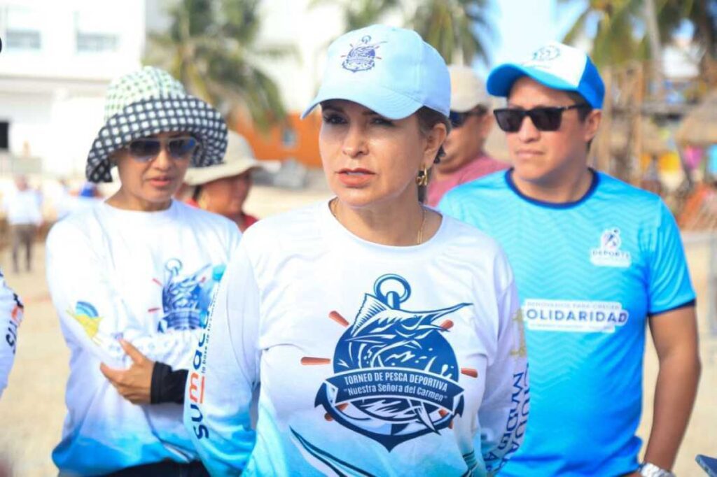 Lili Campos inaugura el Torneo de Pesca Legado y Tradición en Playa del Carmen