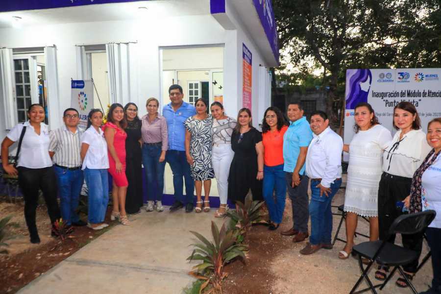 Lili Campos inaugura el primer Punto Violeta en Puerto Aventuras para combatir la violencia de género 1 Lili Campos inaugura el primer Punto Violeta en Puerto Aventuras para combatir la violencia de genero 1