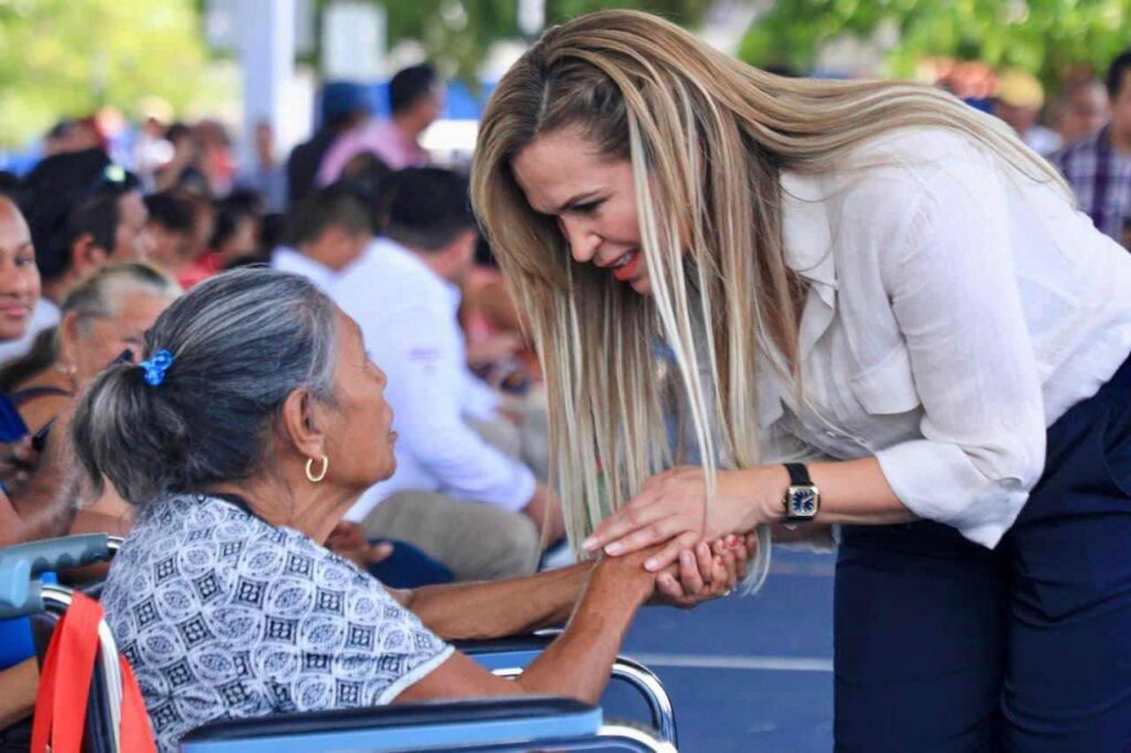 Lili Campos nuevamente 1o lugar de aprobacion de alcaldes en Q. Roo sigue en Top 5 nacional 1