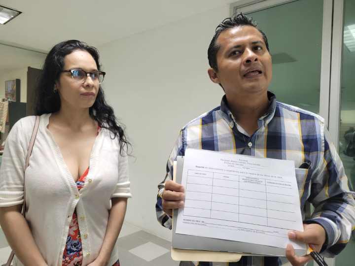Maestros de Quintana Roo Adoptan Enfoque Especial para Abordar Contenido Polémico en Libros de Texto