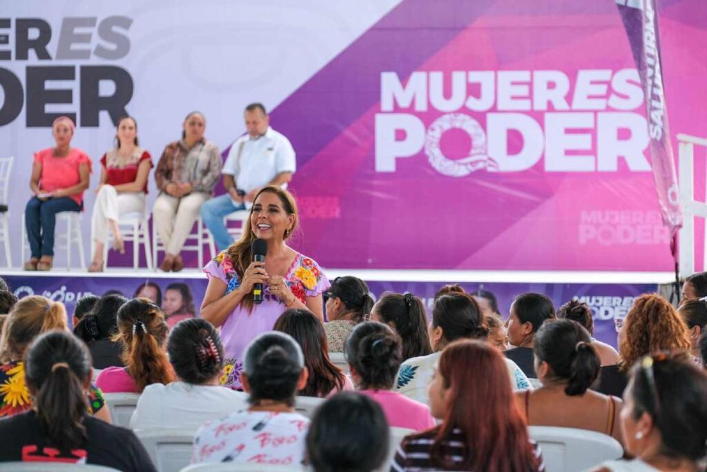 Mara Lezama Inspira a las Mujeres de Isla Mujeres a Empoderarse y Prosperar