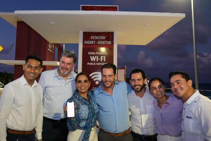 Mara Lezama Lidera la Inauguracion del Internet Gratuito en las Playas de Cancun 1