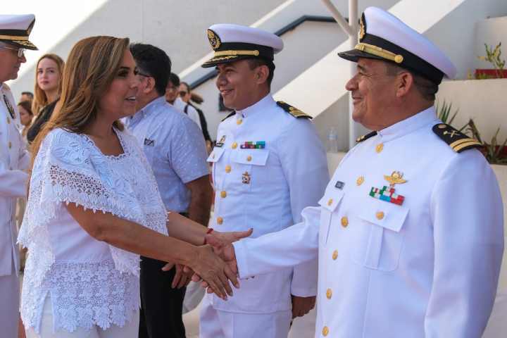 Mara Lezama lidera conmemoracion del 202 aniversario de la Armada de Mexico 2