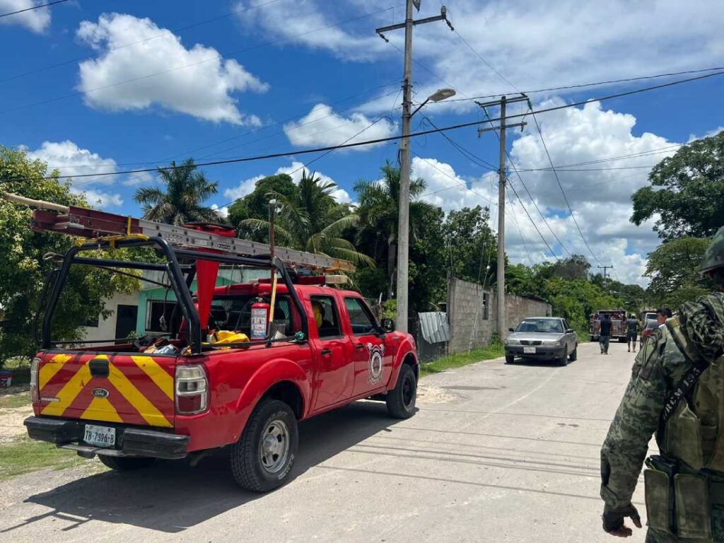 Motociclista colisionado por un volquete en la Ribera del Río Hondo: un accidente impactante