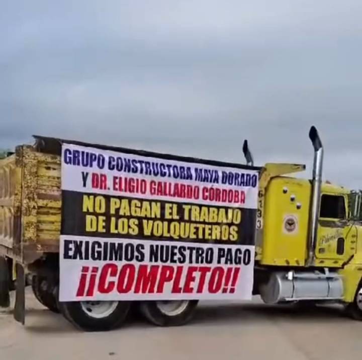 Movilización de Transportistas en la Intersección de Juan Sarabia
