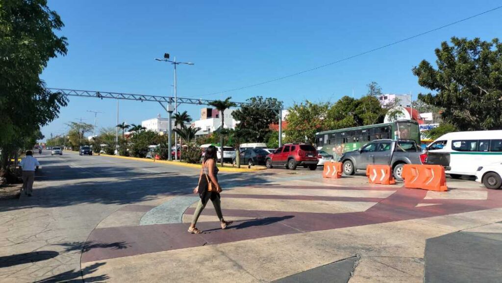 Mujer resulta herida tras ser atropellada en el kilómetro 4 de la Zona Hotelera de Cancún