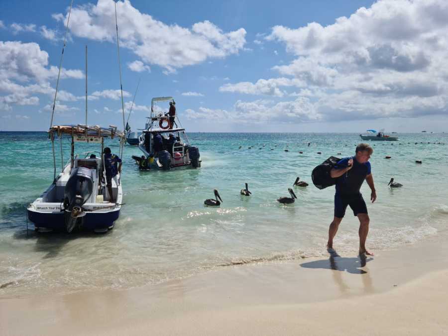 Navegación reanudada en el puerto de Playa del Carmen