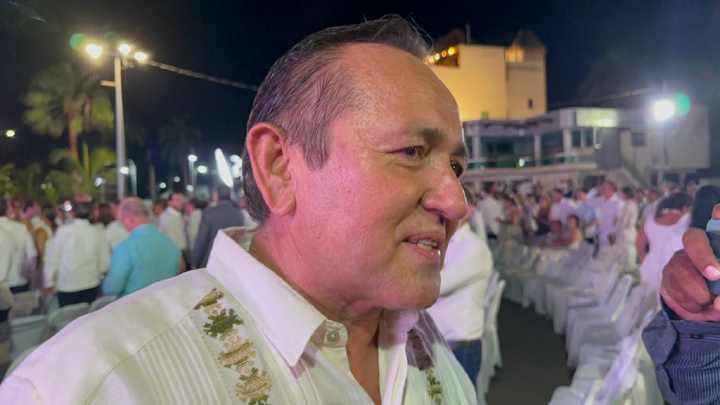 Nivardo Mena Revive en la Arena Política con la Mira Puesta en Lázaro Cárdenas