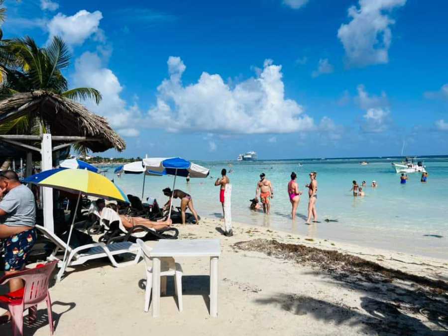 Ocupación hotelera en Mahahual disminuye al 40% después de alcanzar la capacidad máxima durante Semana Santa