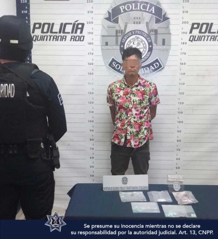 Operativo contra el tráfico de drogas en Playa del Carmen termina con tres detenidos