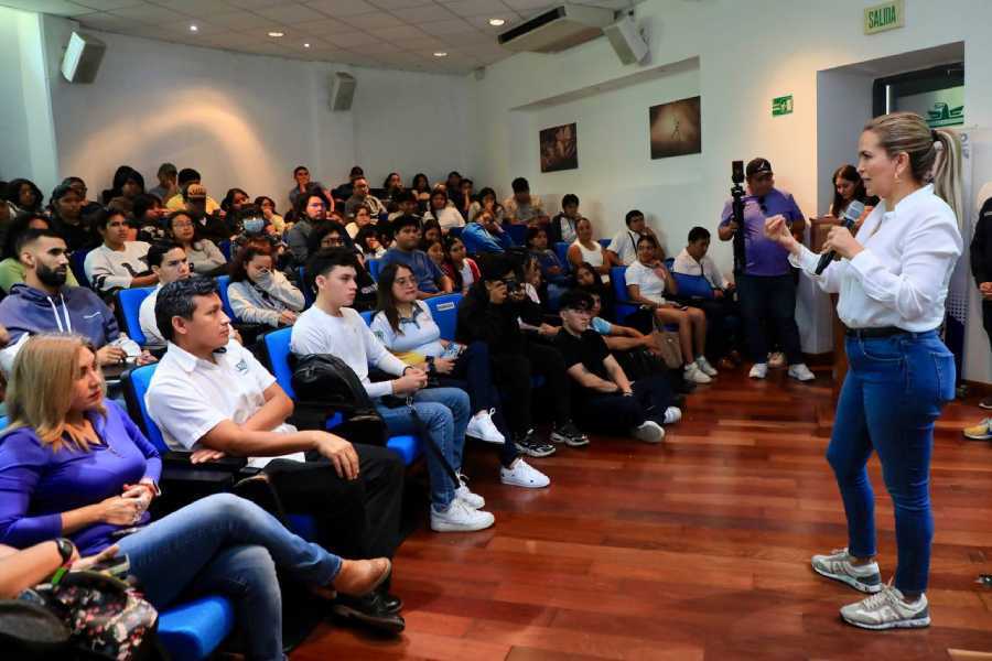 Presidenta municipal de Solidaridad impulsa el emprendimiento juvenil a través de foro especializado