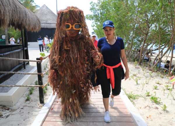 Solidaridad se prepara para recibir turistas en Semana Santa con jornada de limpieza en Punta Esmeralda 2