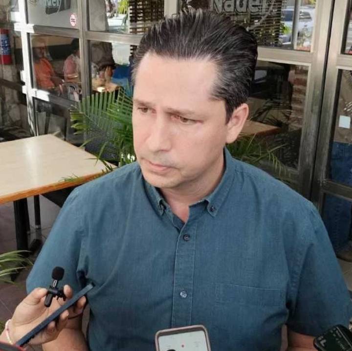 Taxistas de Quintana Roo bajo escrutinio por conducta agresiva y posibles revocaciones de concesiones