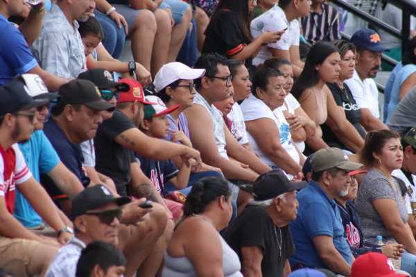 Tigres de Quintana Roo y Piratas de Campeche juegan partido exitoso en Solidaridad 2